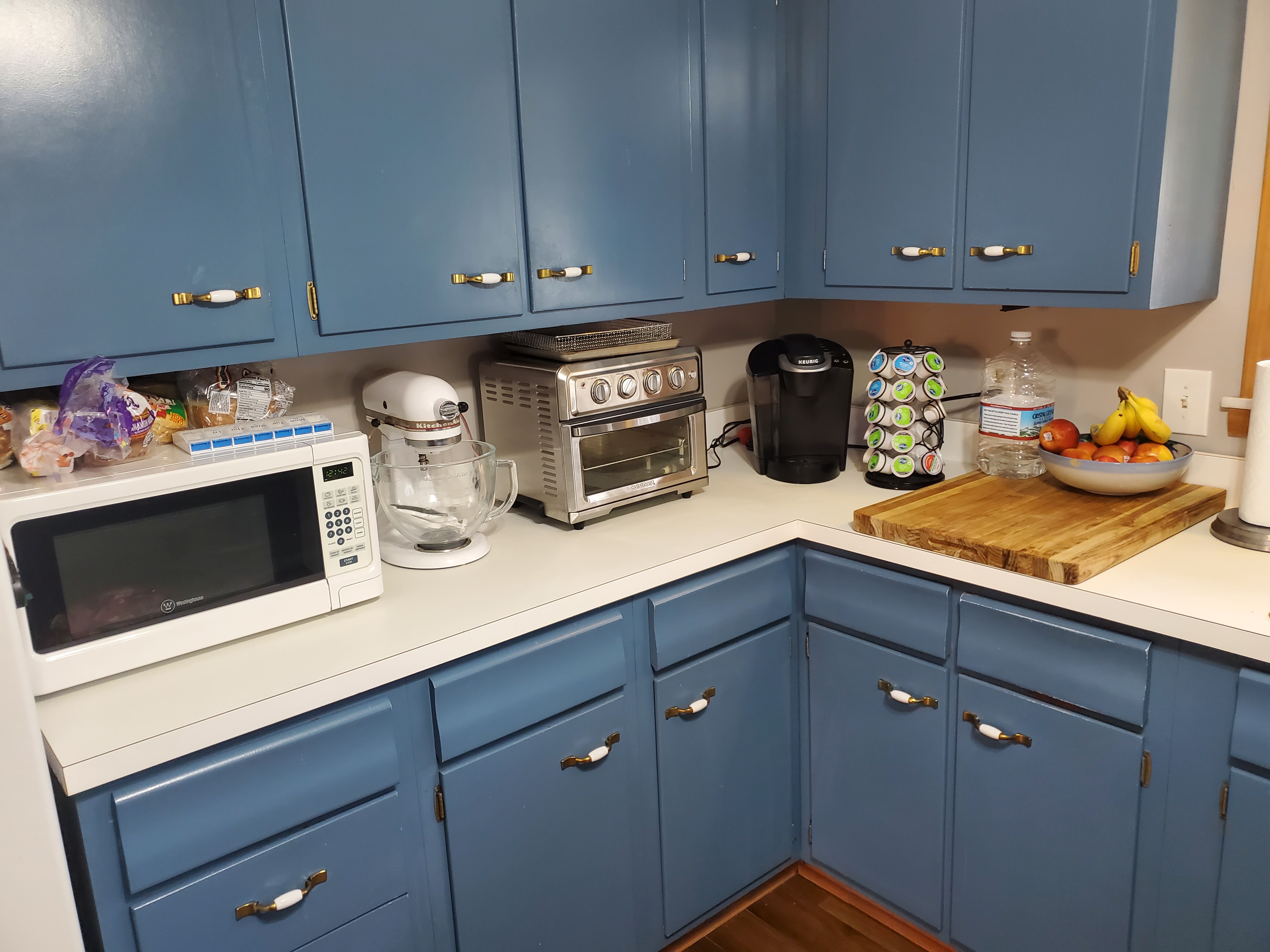 How to clean inside your kitchen cabinets