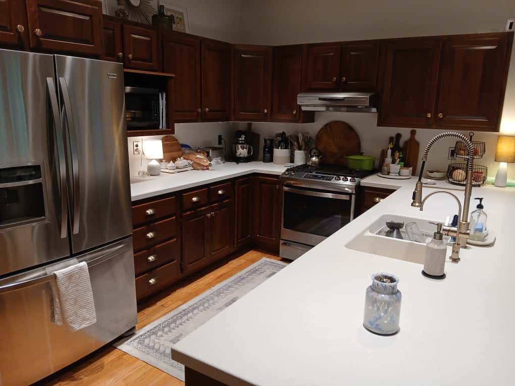 The Art of Cleaning Kitchen Appliances Without Damaging Them